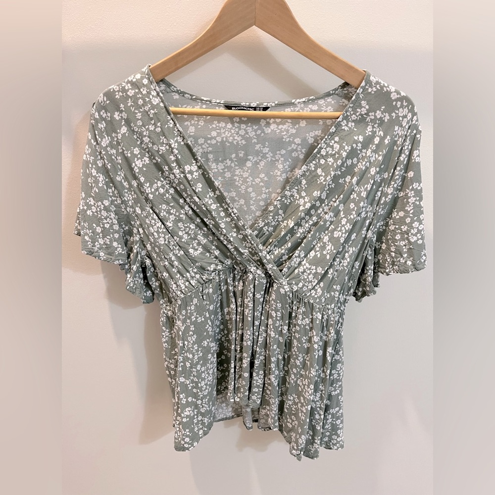 Bloomchic Women’s Sage Floral Blouse